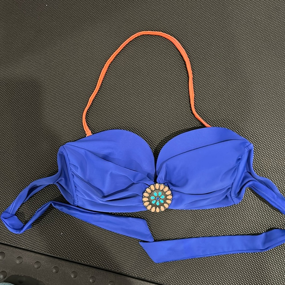 Swim suit top